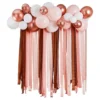 Ballongbåge med Streamers Vit/Roséguld Metallic