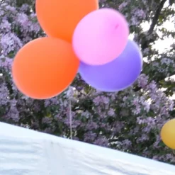 Ballonger Neonfärgade