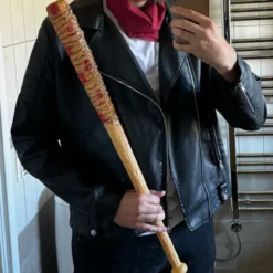Baseballträ med Taggtråd