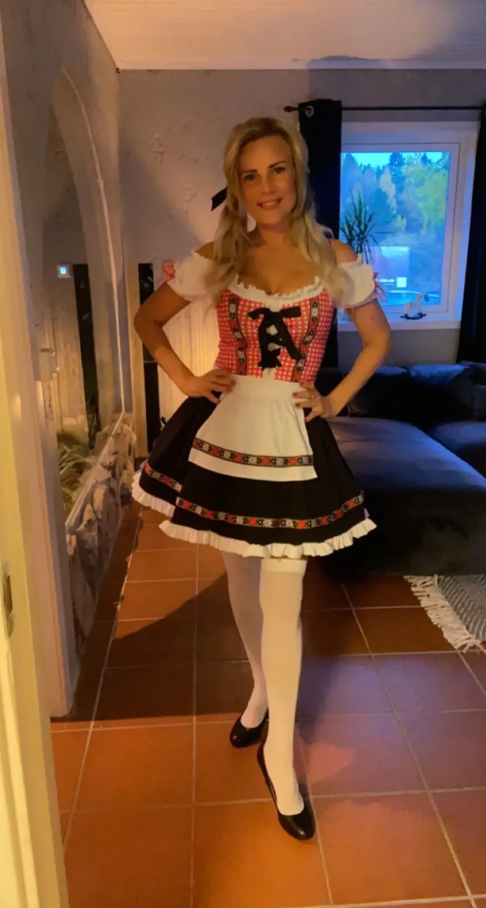 Beer Garden Klänning Deluxe Maskeraddräkt