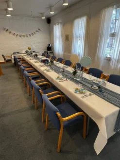 Bordsduk på Rulle Tygliknande Vit