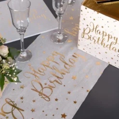 Bordslöpare Happy Birthday Vit/Guld