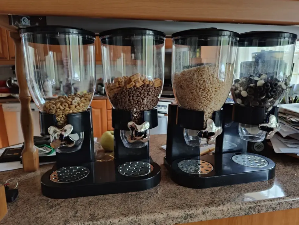 Cornflakes Dispenser Dubbel