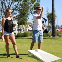 Cornhole Black & White Trädgårdsspel