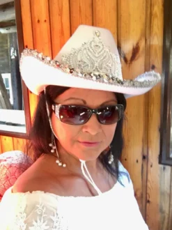 Cowboyhatt Vit med Tiara