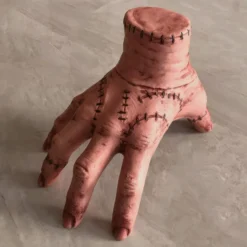 Familjen Addams Thing Prop Deluxe
