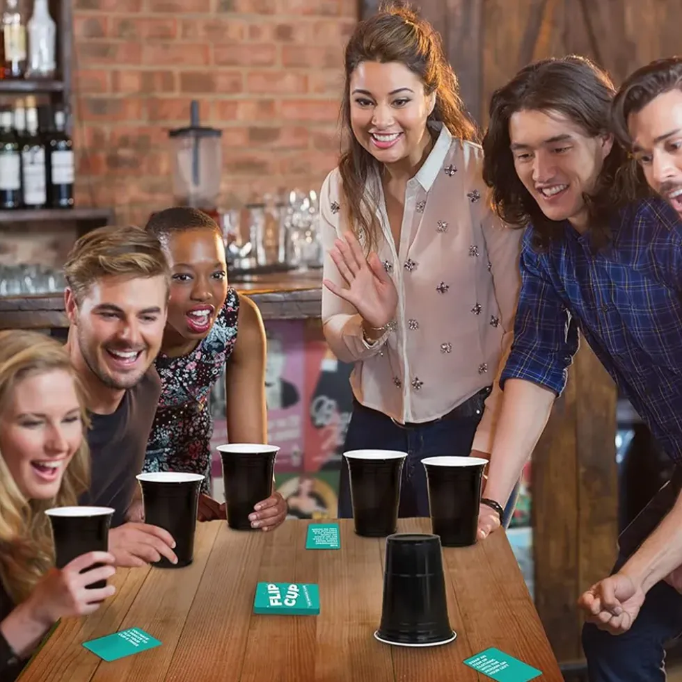 Flip Cup Partyspel