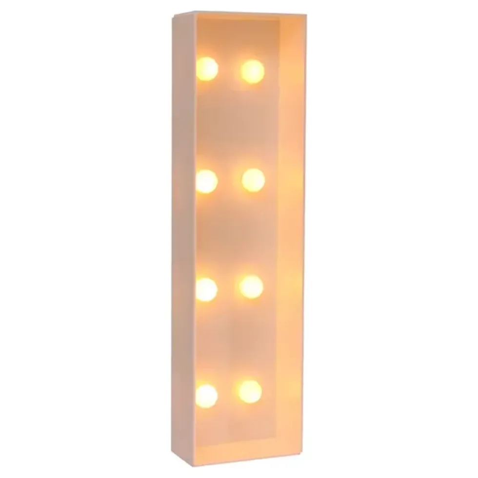 Gigantiska Bokstäver med LED-Lampor