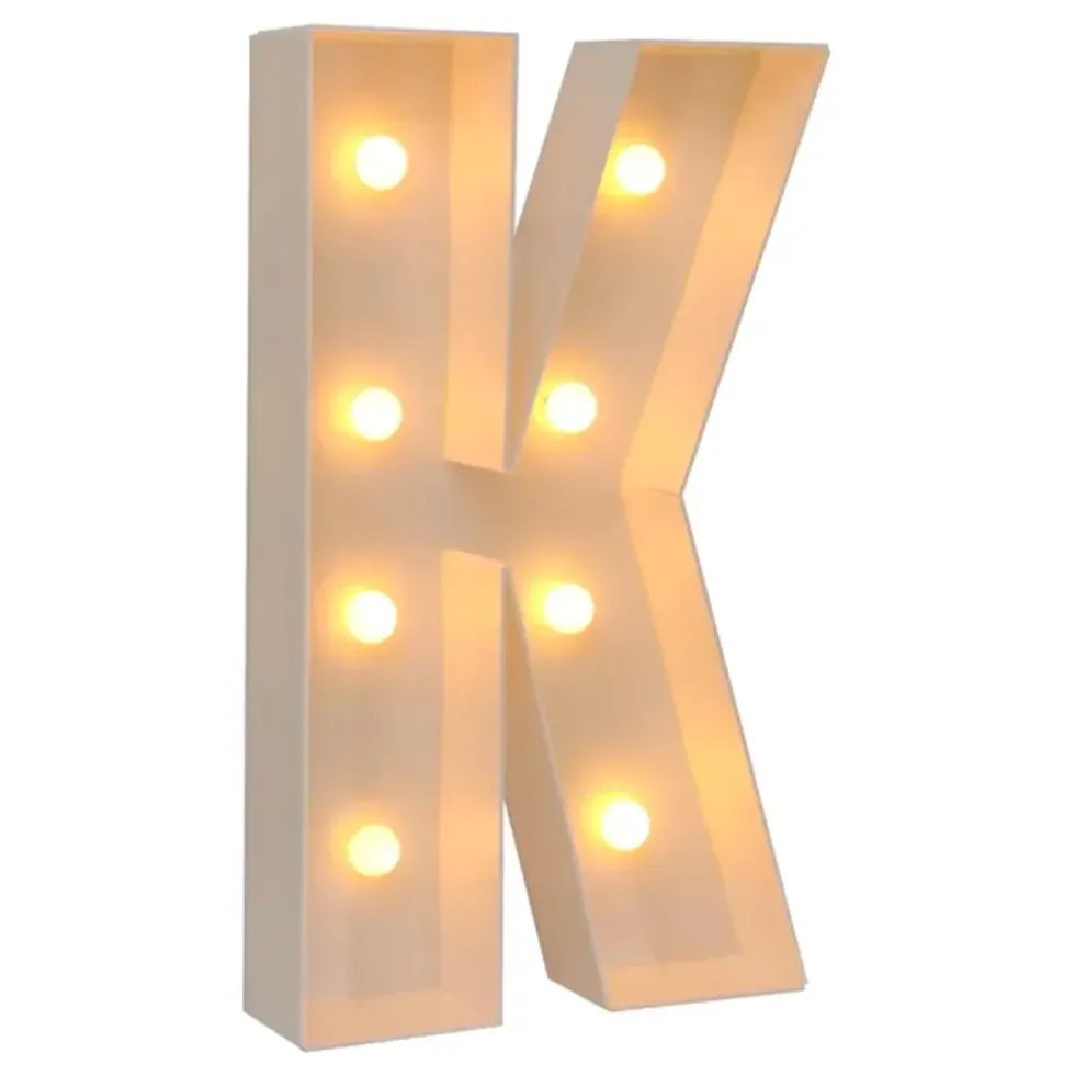 Gigantiska Bokstäver med LED-Lampor
