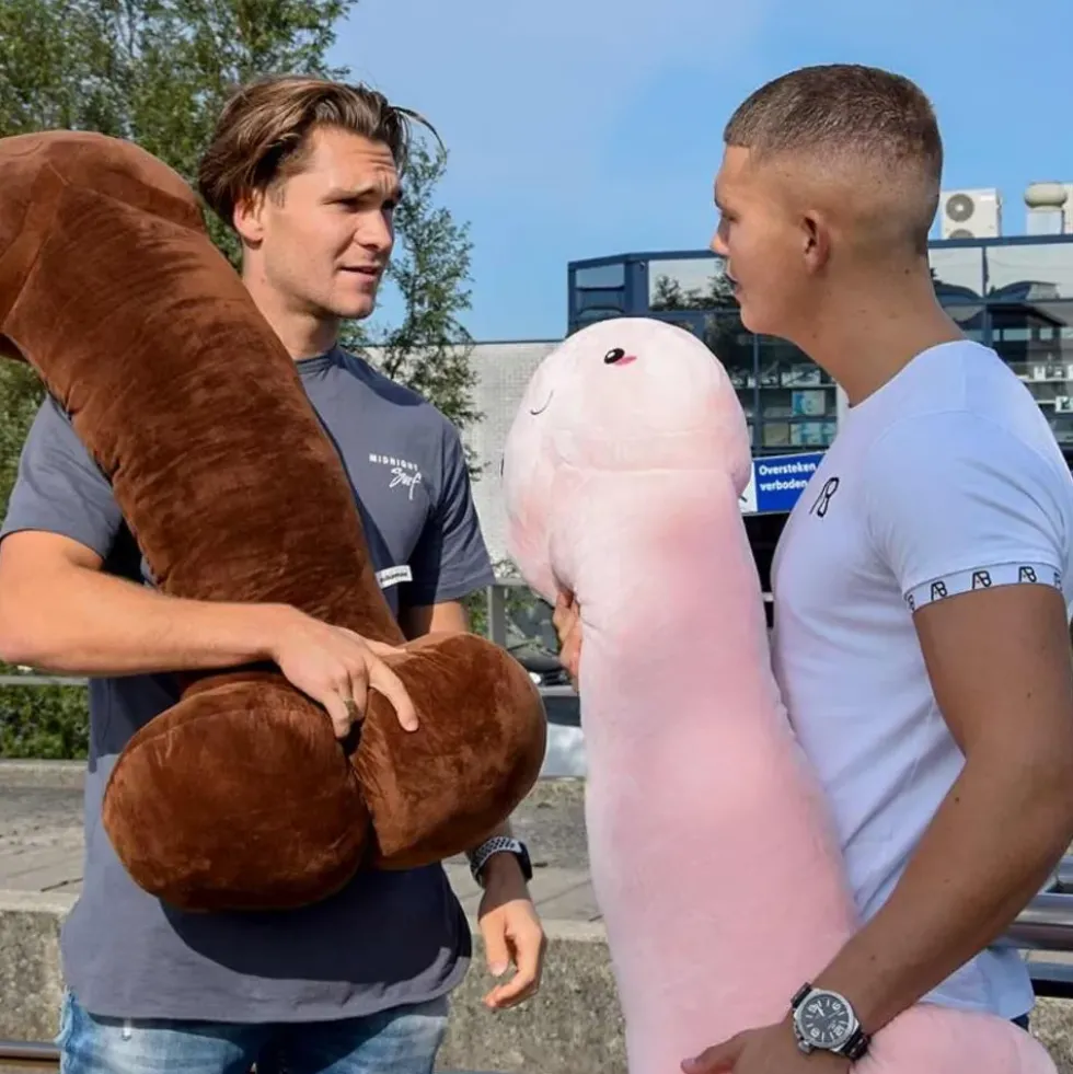 Gigantisk Peniskudde