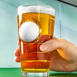 Ölglas med Golfboll