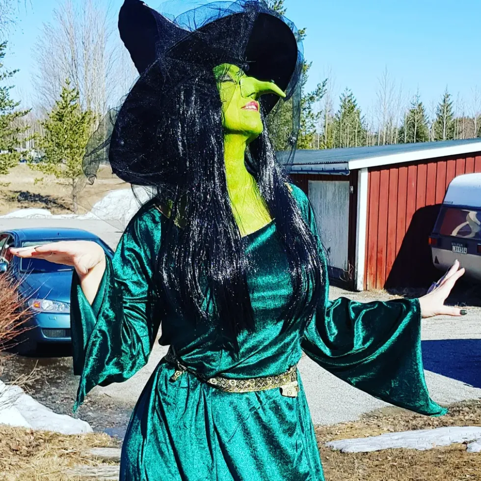 Medeltida Maid Maskeraddräkt