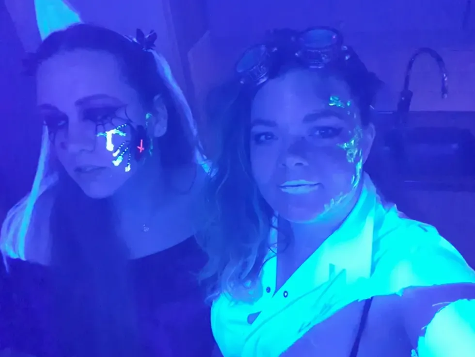 Moon Creations UV Neon Läppstift