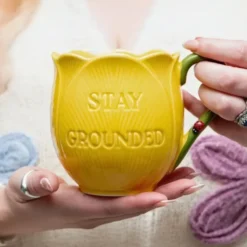 Mugg Tulpan Stay Grounded