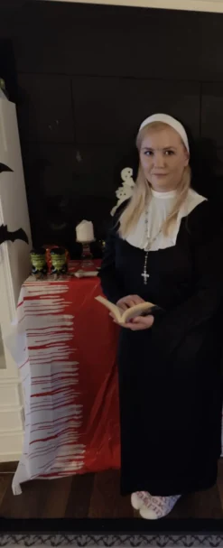 Nunna Maskeraddräkt
