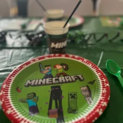 Papperstallrikar Minecraft