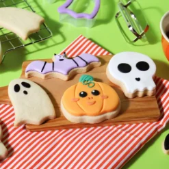 PME Kakformar Halloween med Greppvänlig Kant