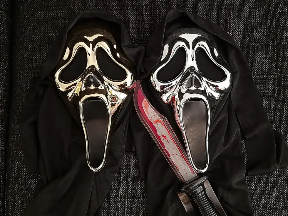 Scream™ Ghost Face Chrome Mask