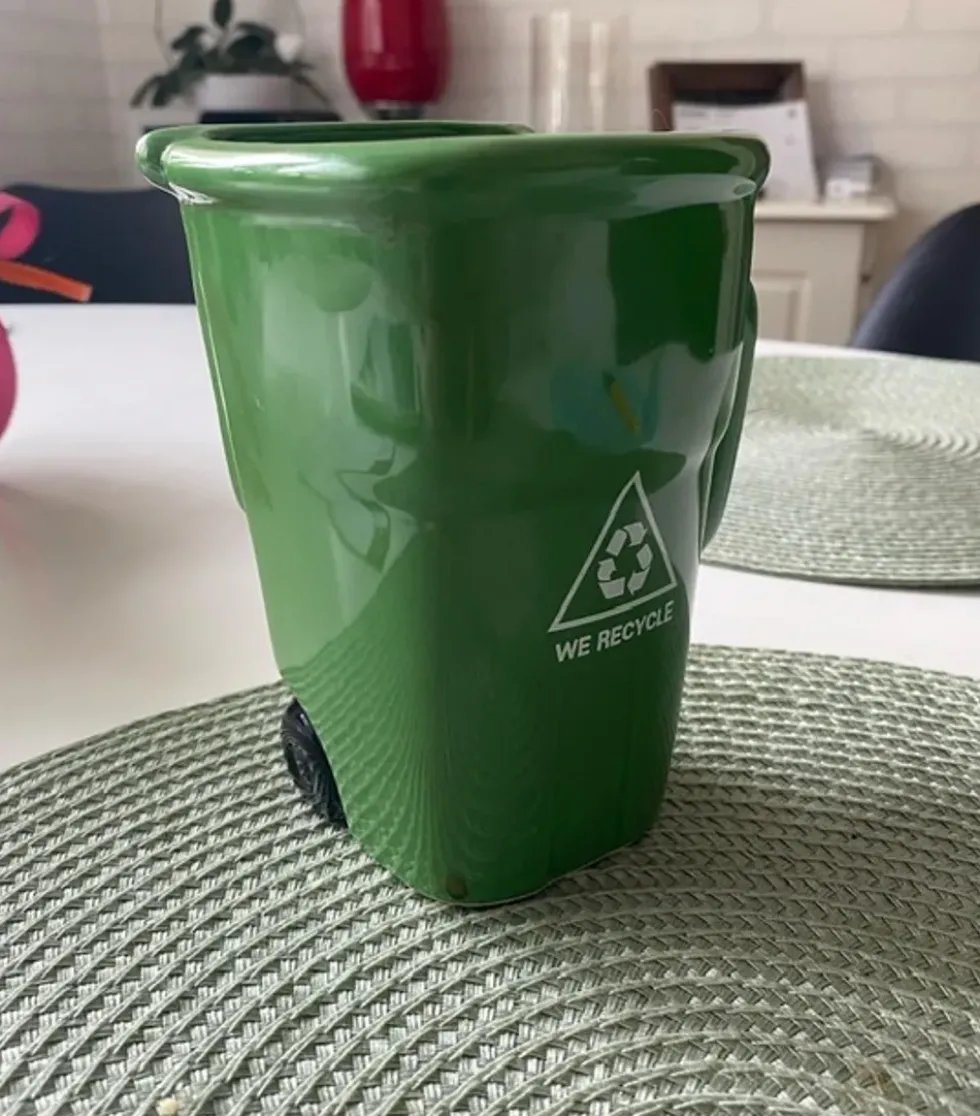 Soptunna Mugg