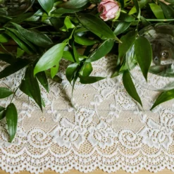 Spetsband Blomster Off-White på Rulle