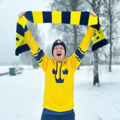 Sverigehalsduk Randig Tre Kronor