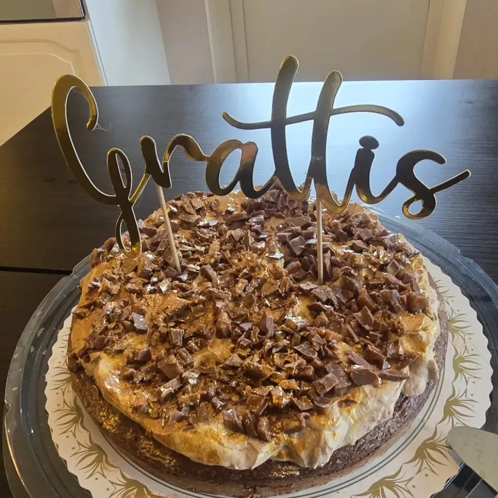 Tårtdekoration Grattis Guld