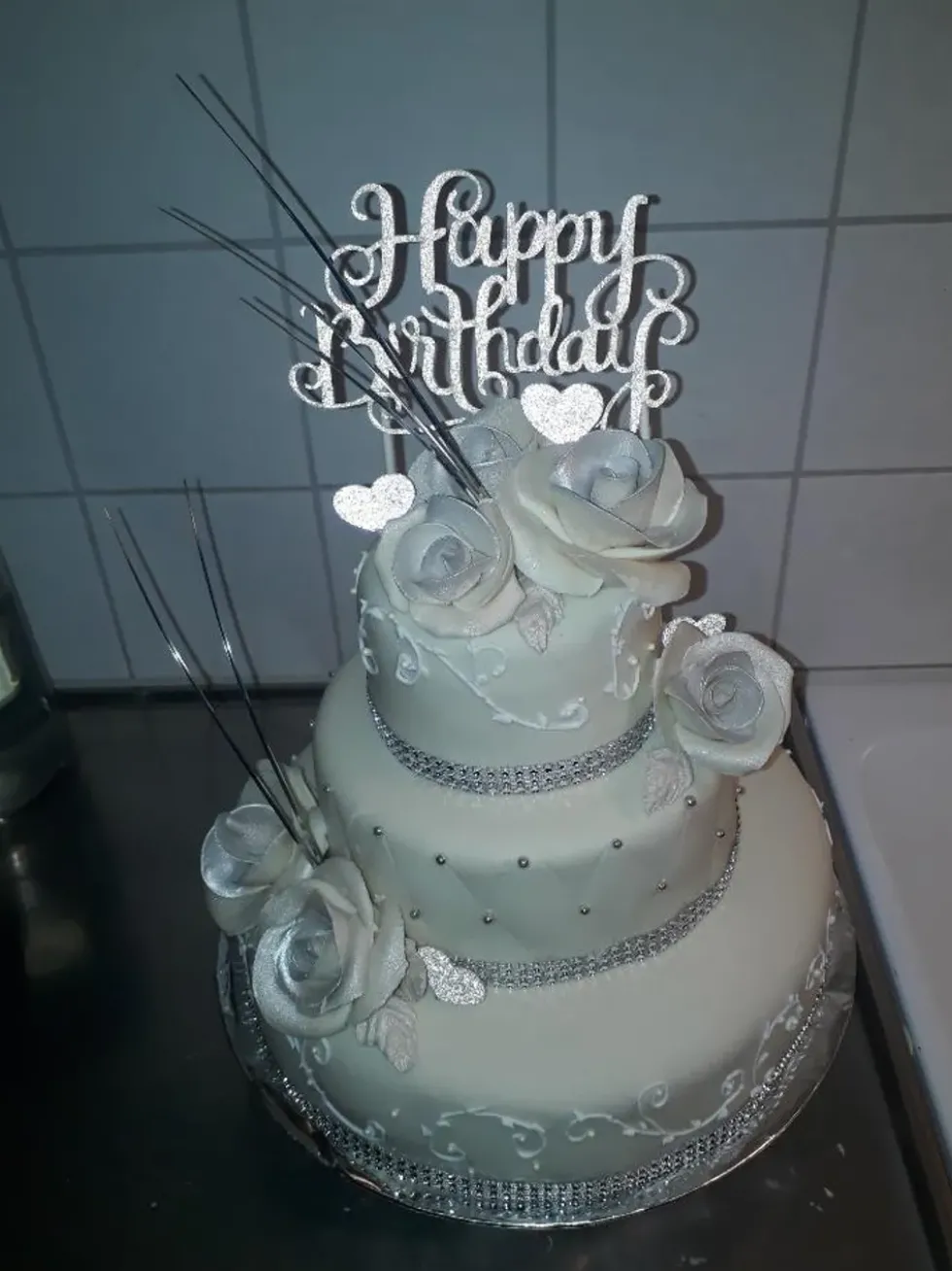 Tårtdekoration Happy Birthday