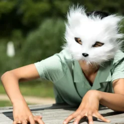 Vit Katt Halvmask