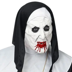 Vit Nunna med Blod Mask