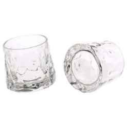 Whiskyglas On The Rocks